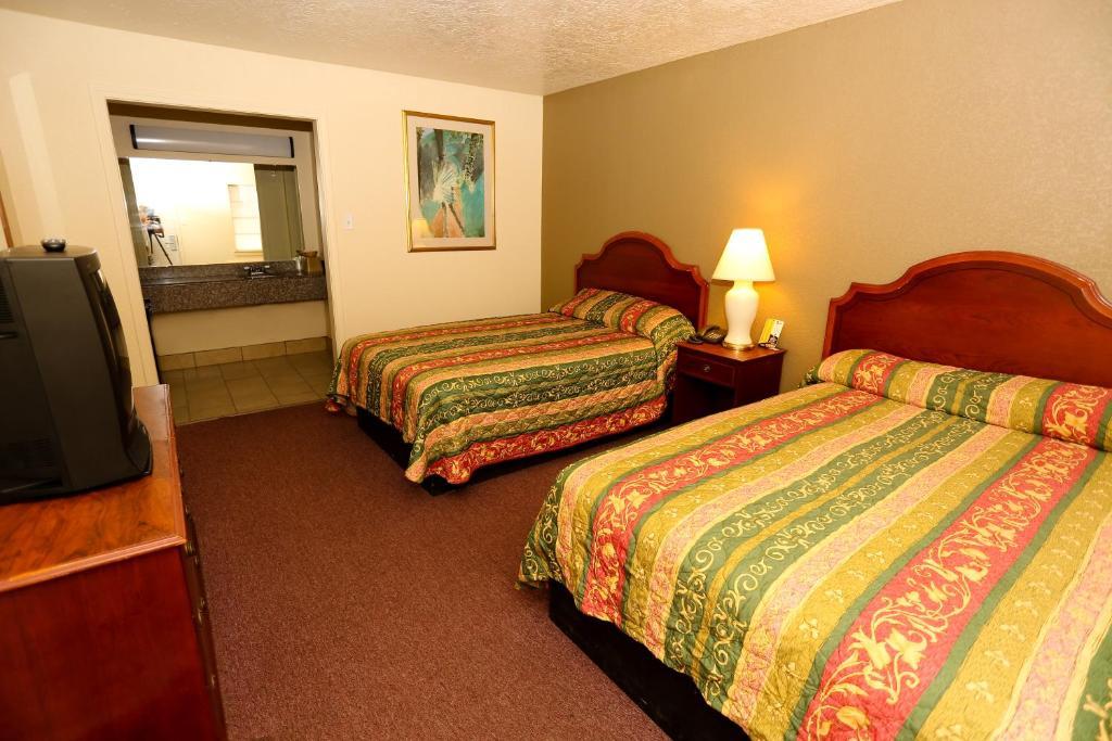 Texas Inn Beaumont Room photo